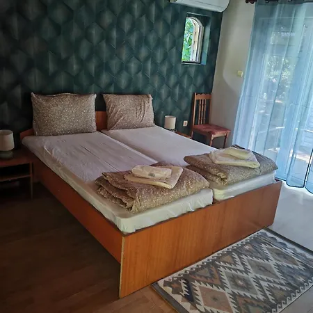 Hotel Valdis *